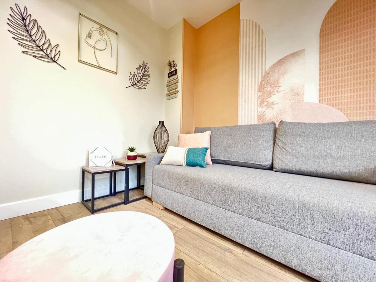L'Odyssee, A 5 Min De La Gare ~ Fibre + Parking Apartment Поатие Екстериор снимка